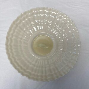 Belleek Limpet Saucer